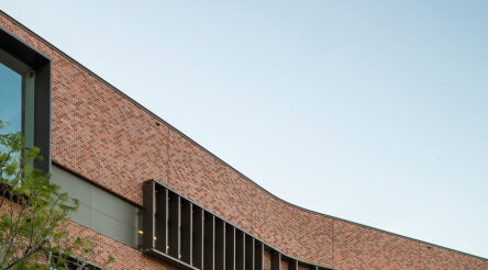 Image for CSR results flat on economy, energy prices