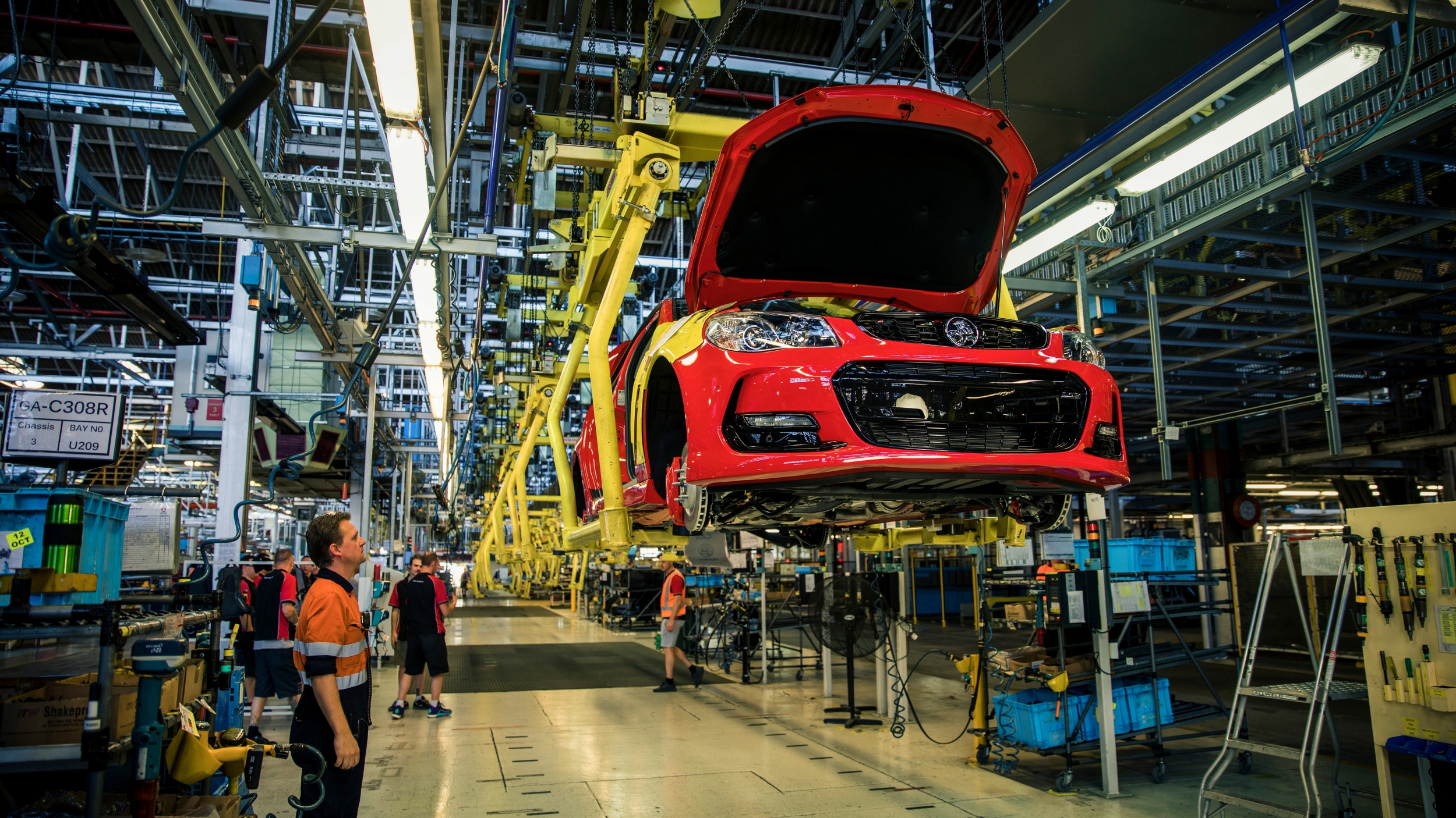 news-goodbye-holden-08