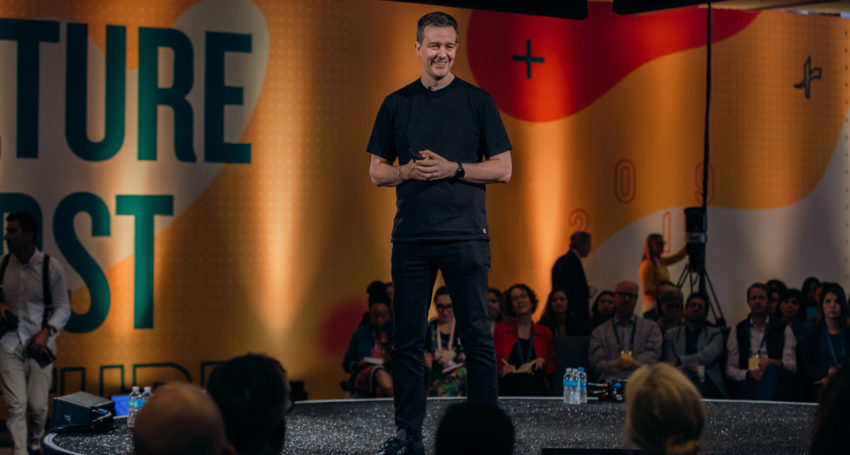 Didier-Elzinga-CEO-Co-Founder-Culture-Amp-presents-at-Culture-First-850×455