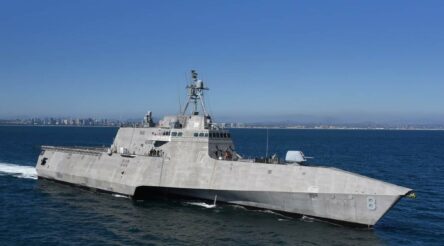 Image for Austral navy ship finally exercises with RAN