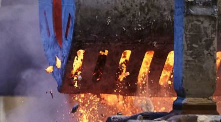 Image for Now energy prices threaten Tomago smelter