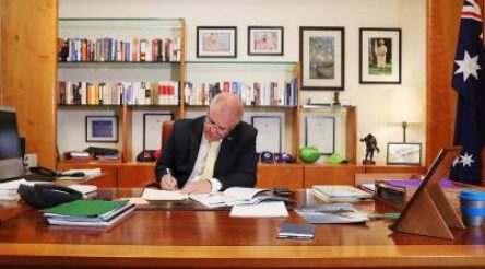 Image for Federal government in second, bigger stimulus