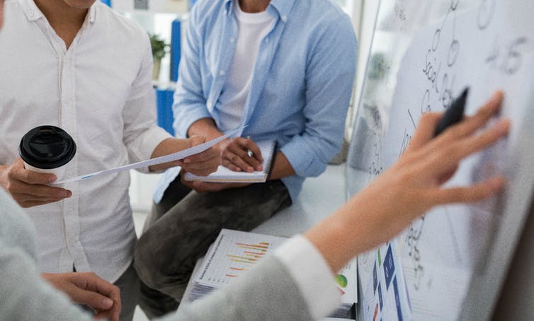 file-20200407-31007-1vps2fz