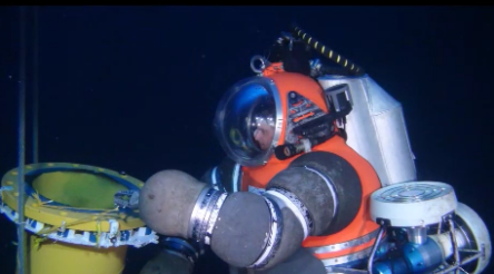 Image for Submarine rescue system contract dumped – report