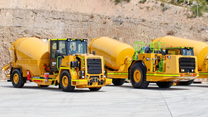 3xagitators-2-848×480