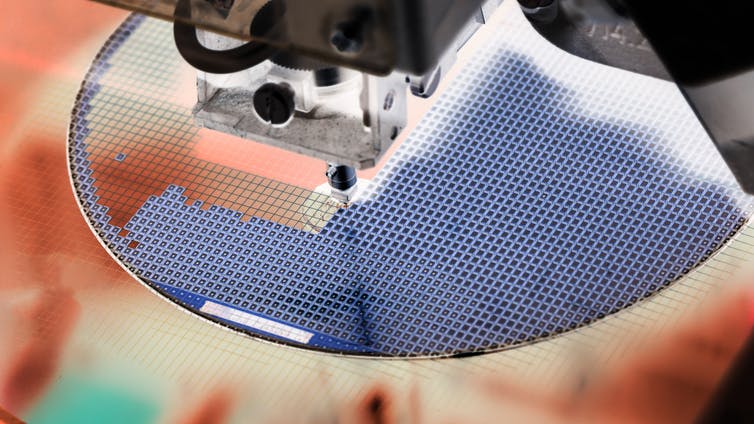 file-20210308-21-y03rbh