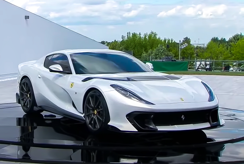 Ferrari 812 Competizione #2