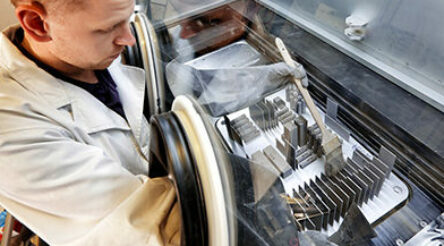 Image for Amaero, Swinburne team up on coatings research for engines