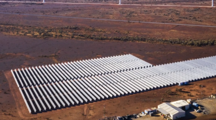 Image for Confidence in clean energy down as government clings to fossil fuels