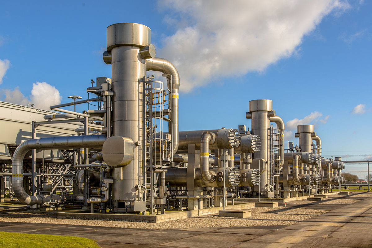 energy-natural-gas-processing-plant