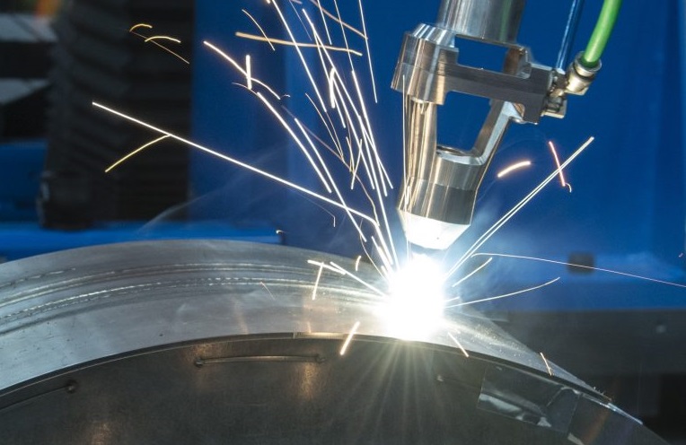 1-laserdyne-welding-1-768×880