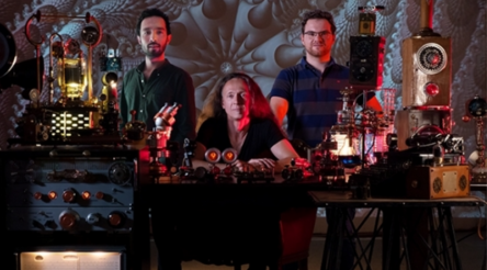 Image for UNSW claims error-free quantum computing