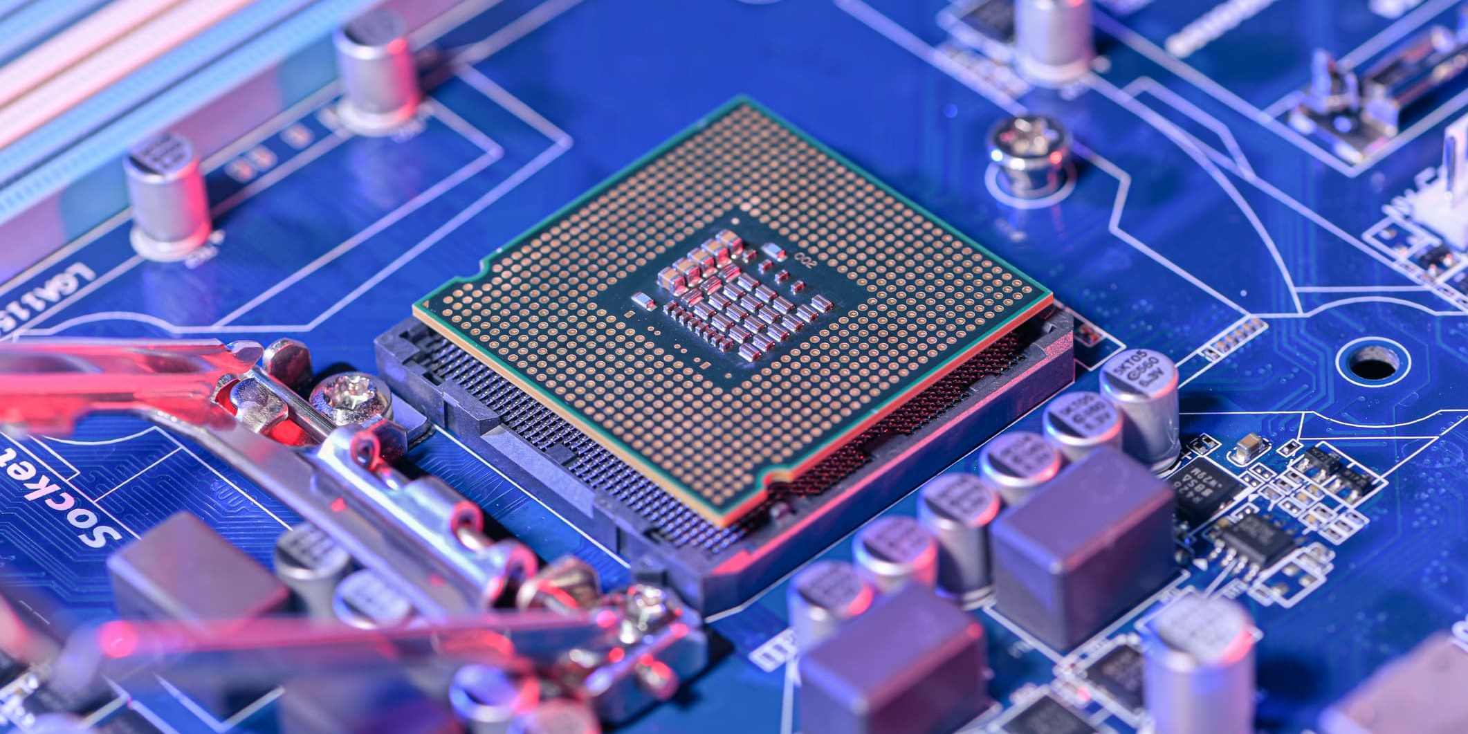 106692661-1599449811224-gettyimages-1267327926-pre_9603-2122×1061