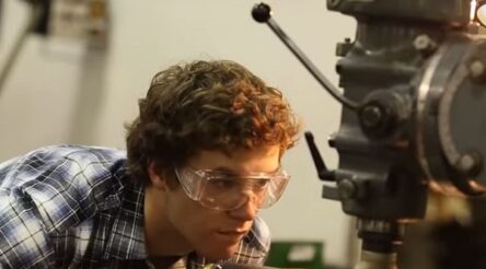 Image for VET numbers rise in  schools – NCVER