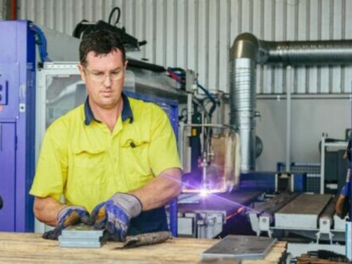 t-e1669764868930-1200×900-c-default