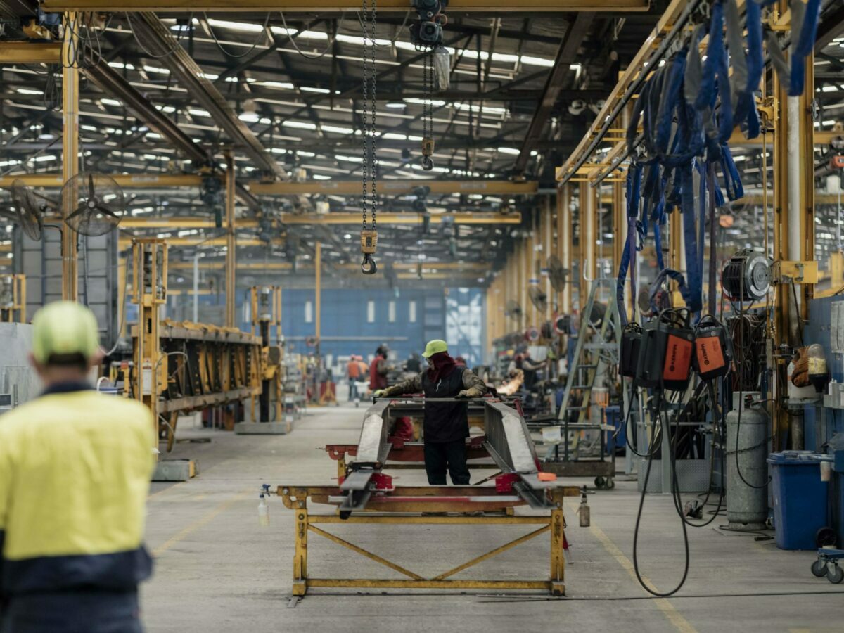 AUSMADE-MAXITRANS-588-scaled-1200×900-c-default-1200×900-c-default (2)