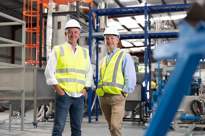 Graham Ross (L) & Adrian Jones (R)_portrait