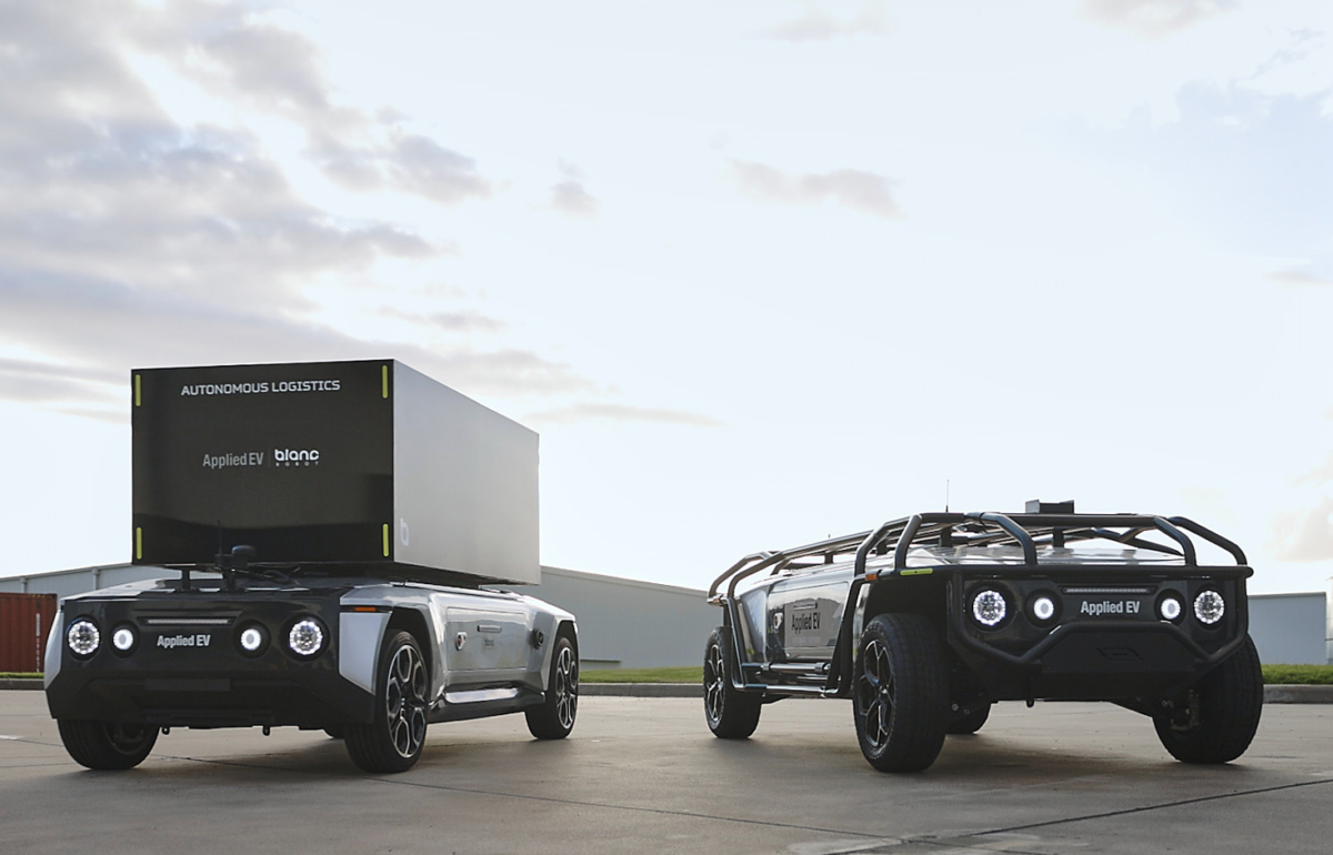 Applied EV Blanc Robot