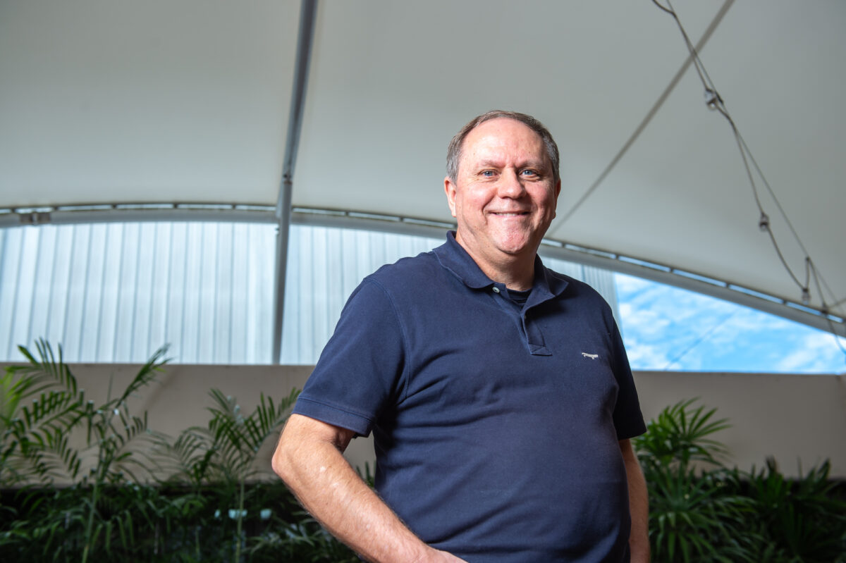 Professor Brad Carter