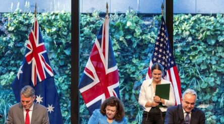 Image for Legislation clears way for n-submarine import and local build