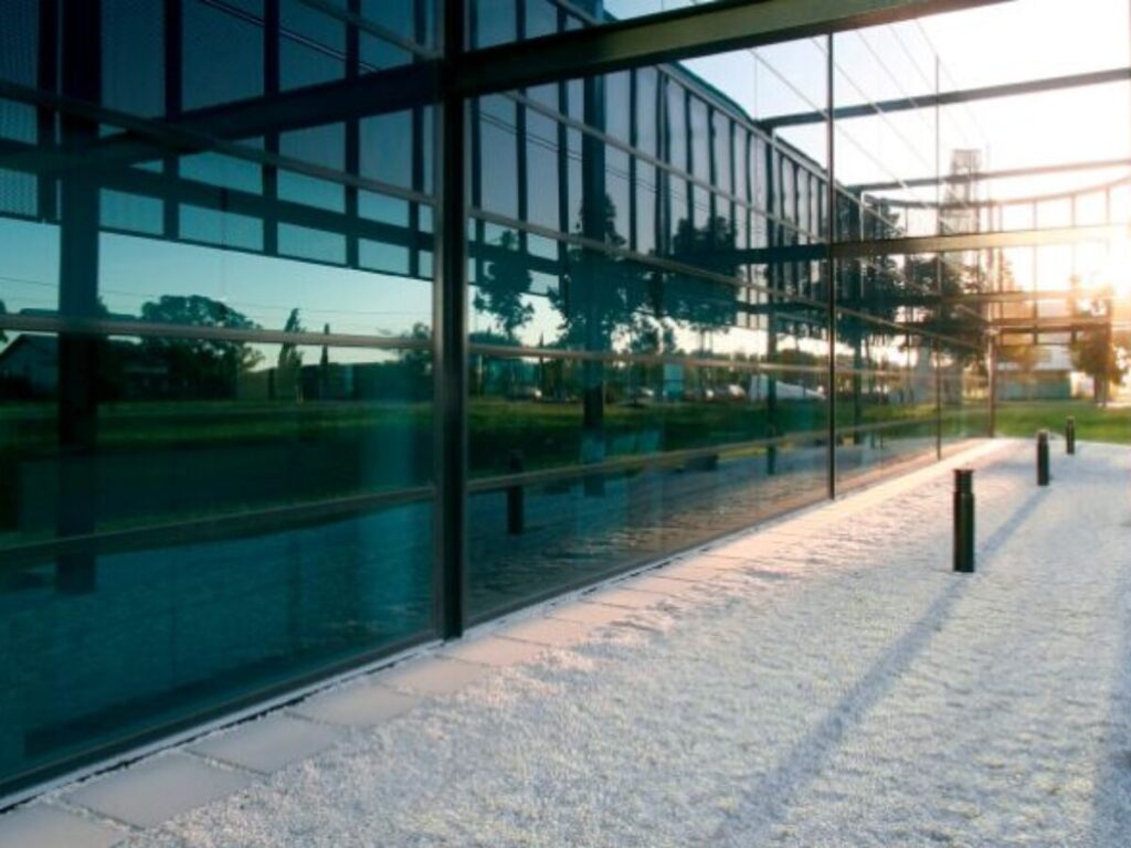 SEMMA says action needed on cheap imports following Oceania Glass collapse