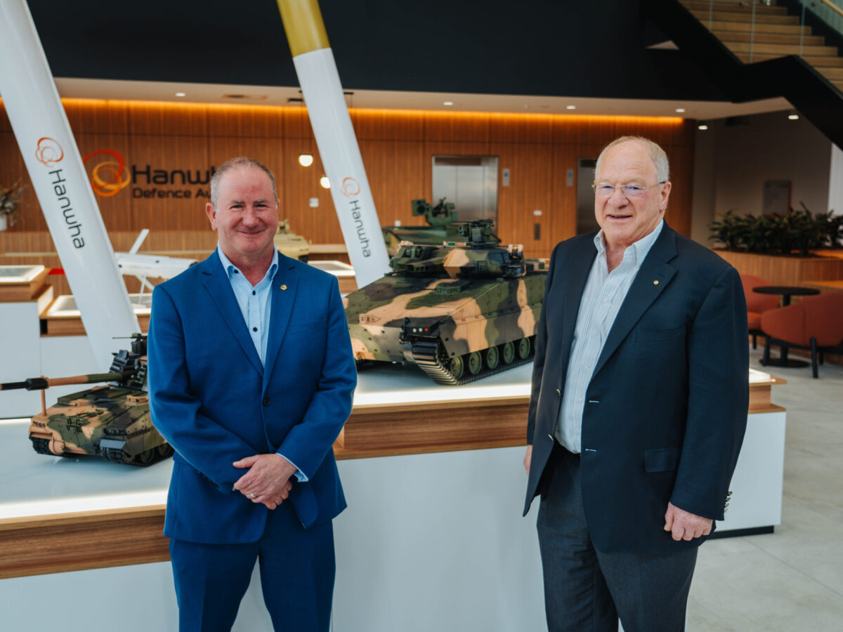 D Michie and D Elphinstone L400 signing