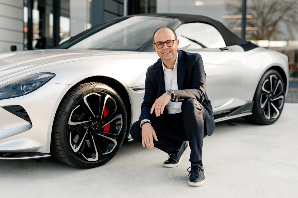 Doftek, an Australian automotive tech company specialising in active wheel alignment systems, has appointed former Mercedes-AMG CTO Jochen Hermann to its Advisory Board.