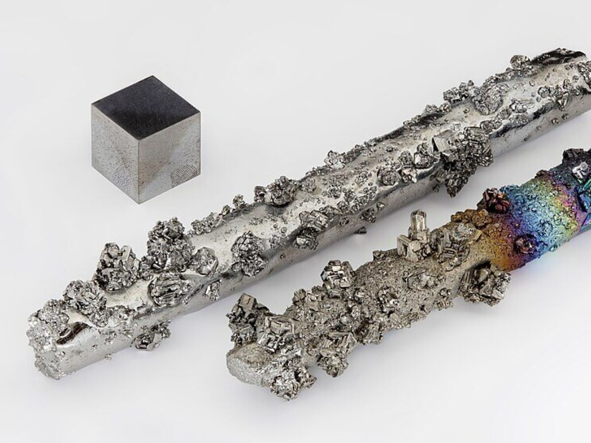 Wolfram_evaporated_crystals_and_1cm3_cube-e1746755922273-1200×900-c-default