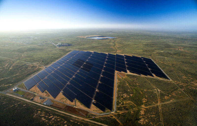 Broken_Hill_solar_plant_aerial (1)
