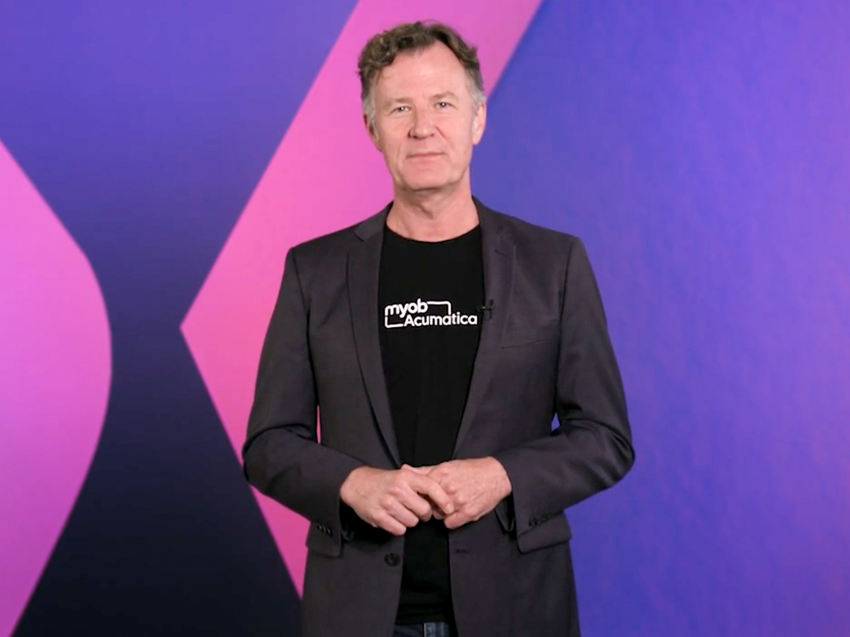 Bruce Headshot 1200×900