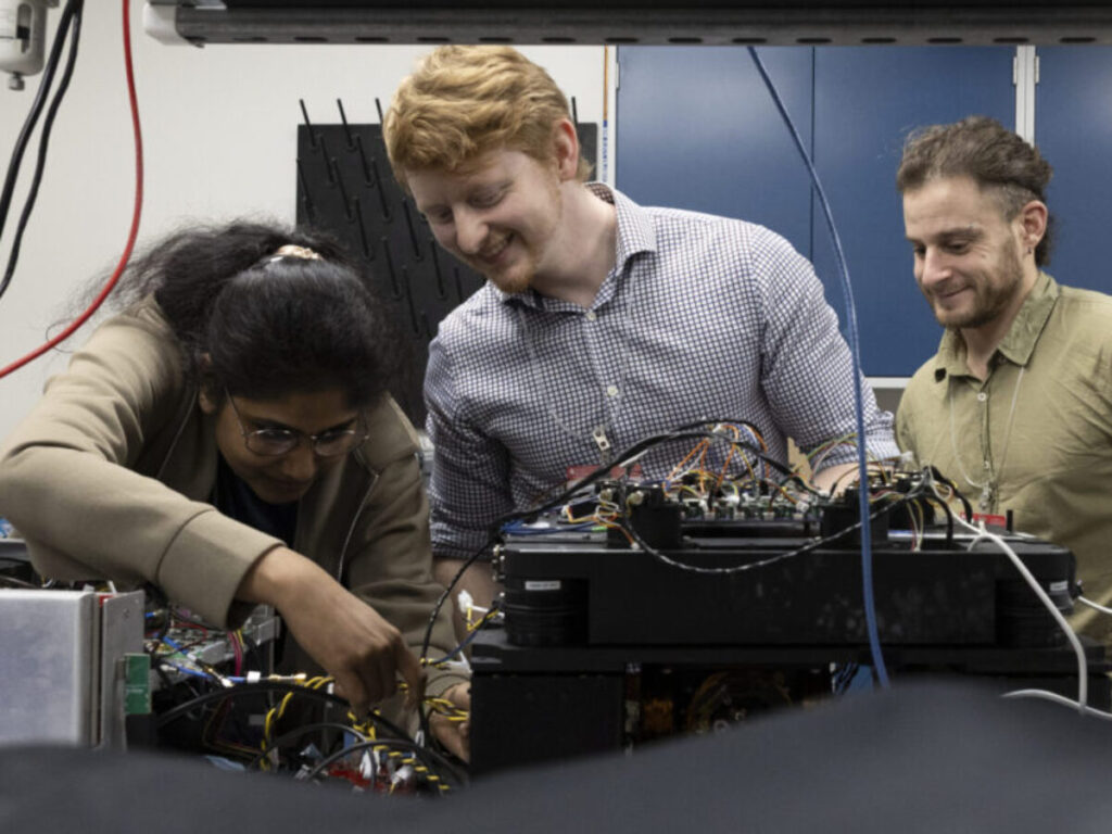 Quantum Brilliance opens Melbourne synthetic diamond foundry